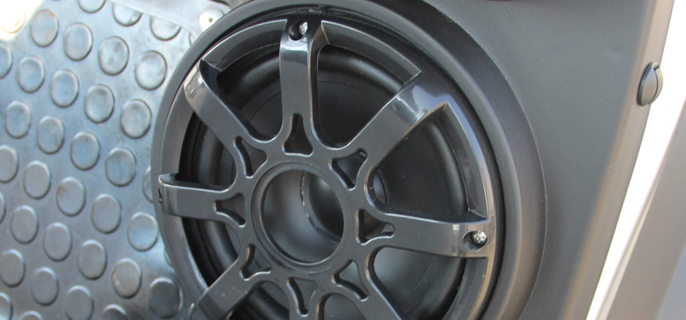 detail d2 STEREO SYSTEM